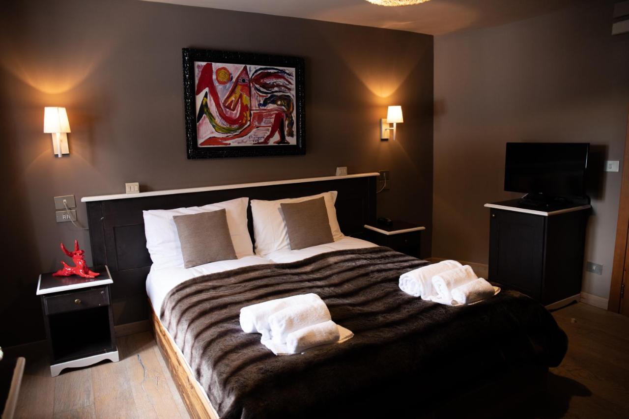 Art Hotel Grivola Breuil-Cervinia Exteriér fotografie