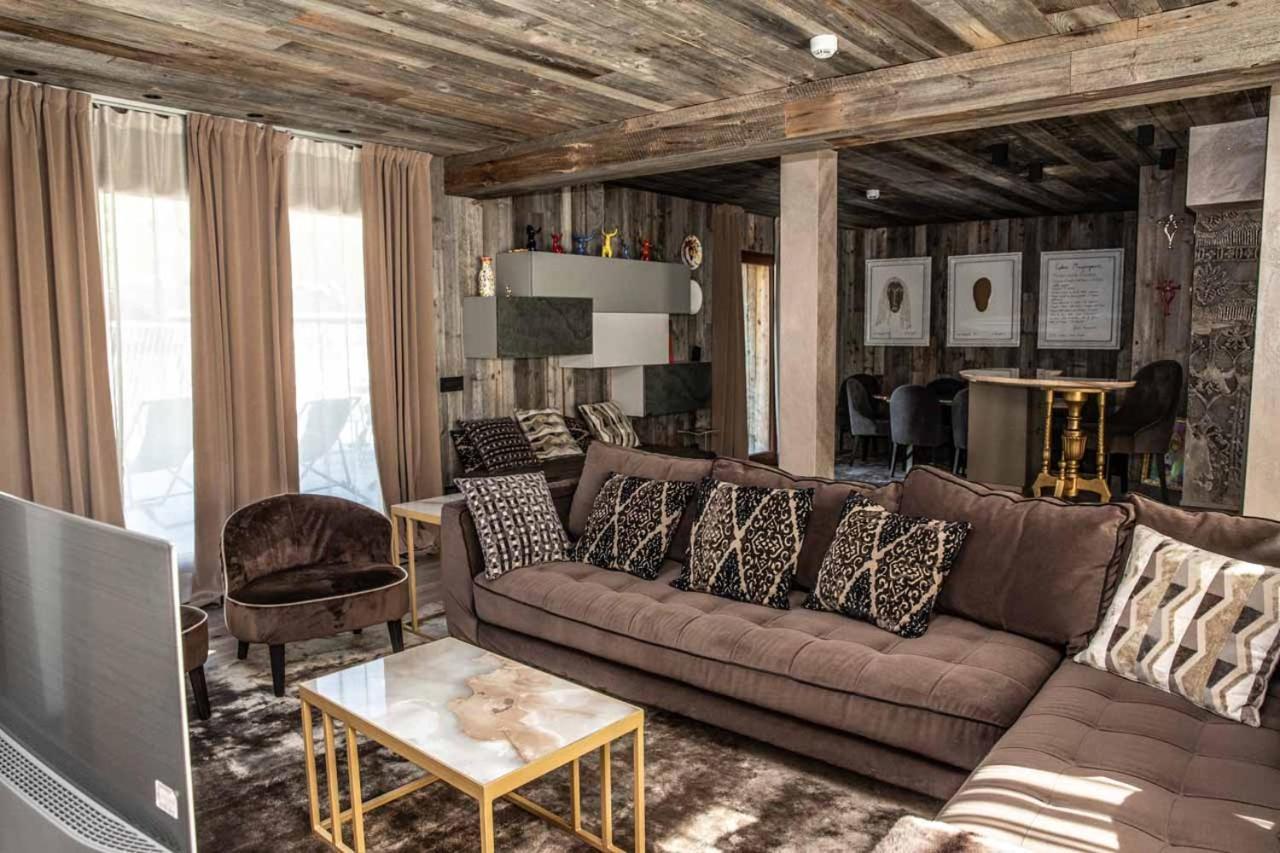 Art Hotel Grivola Breuil-Cervinia Exteriér fotografie