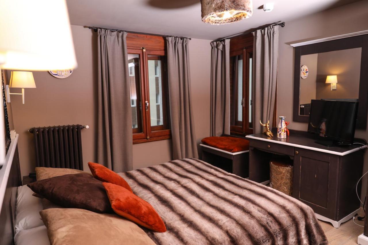 Art Hotel Grivola Breuil-Cervinia Exteriér fotografie